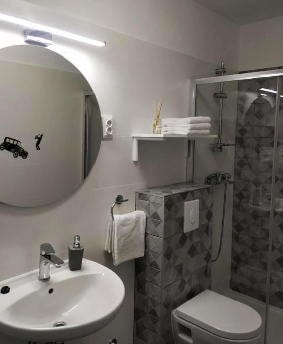 Memory Box Apartman - Szybenik Zewnętrze zdjęcie